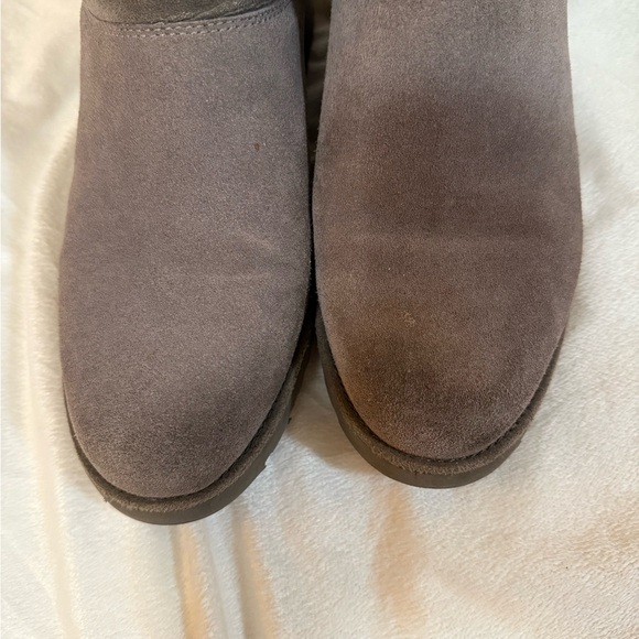 UGG Classic Short Boots Grey – Fair Condition / Well Worn - Picture 8 of 8